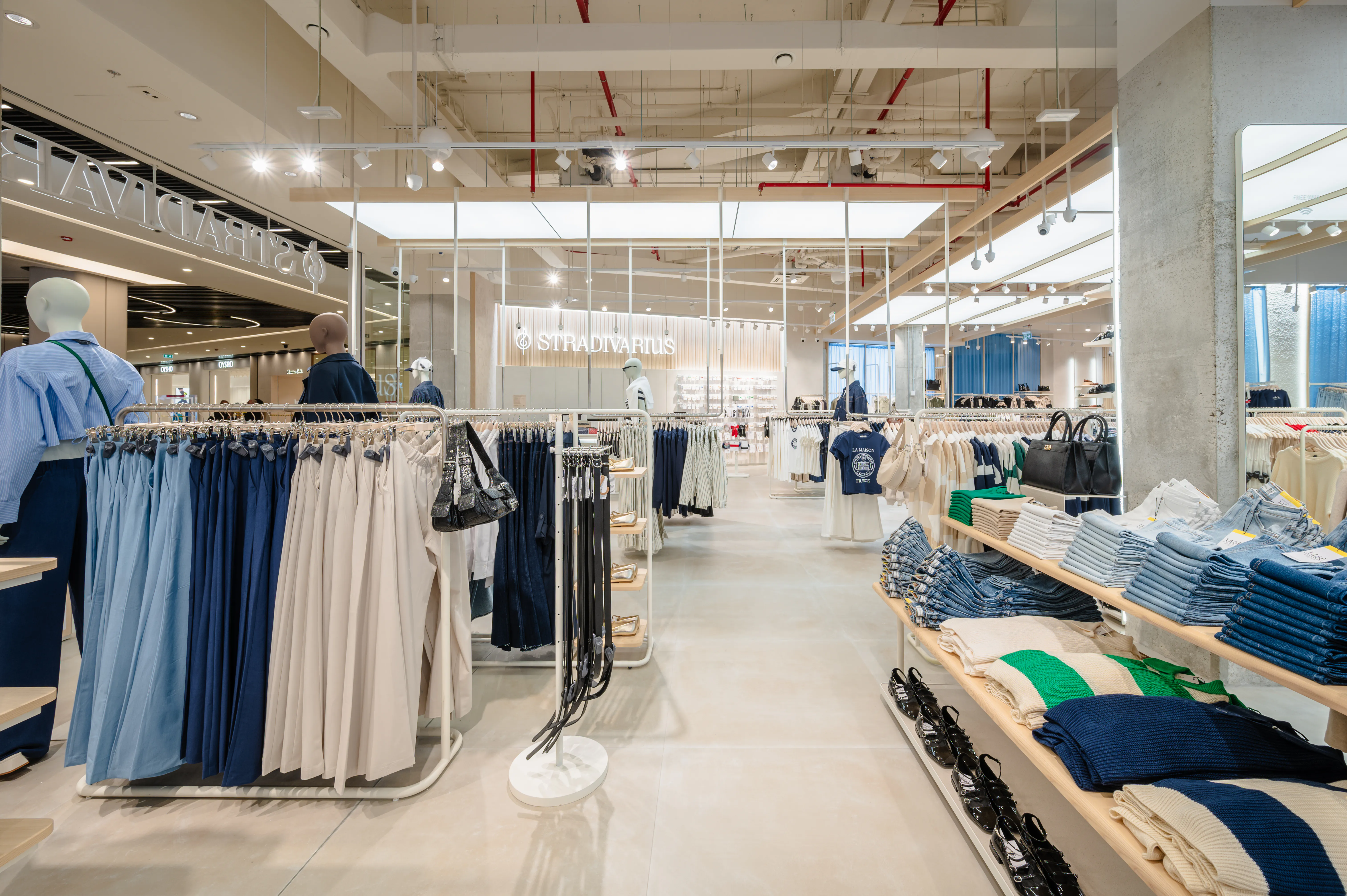 Visual Merchandiser – Stradivarius